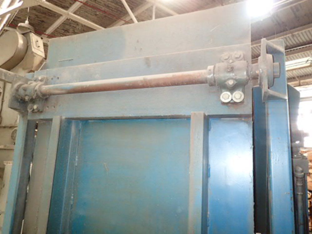 Goff Hydraulic Dumper