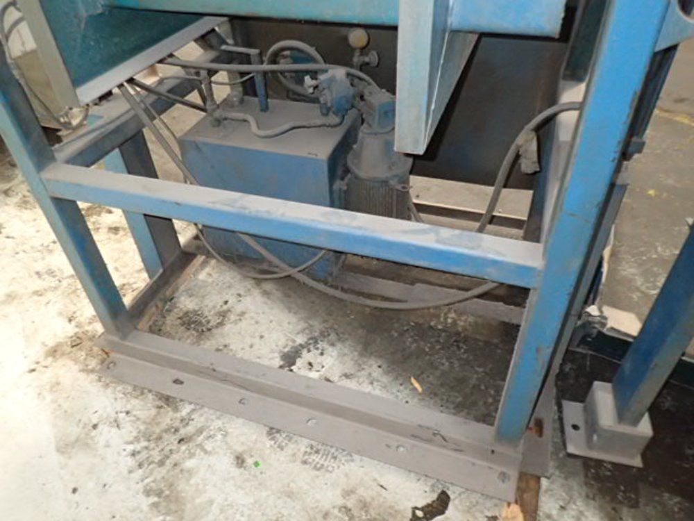 Goff Hydraulic Dumper