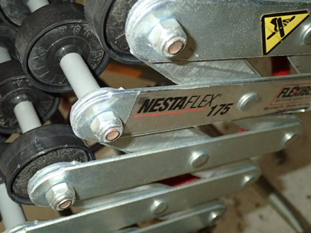 Nestaflex Portable Acordion Roller Skate Conveyor