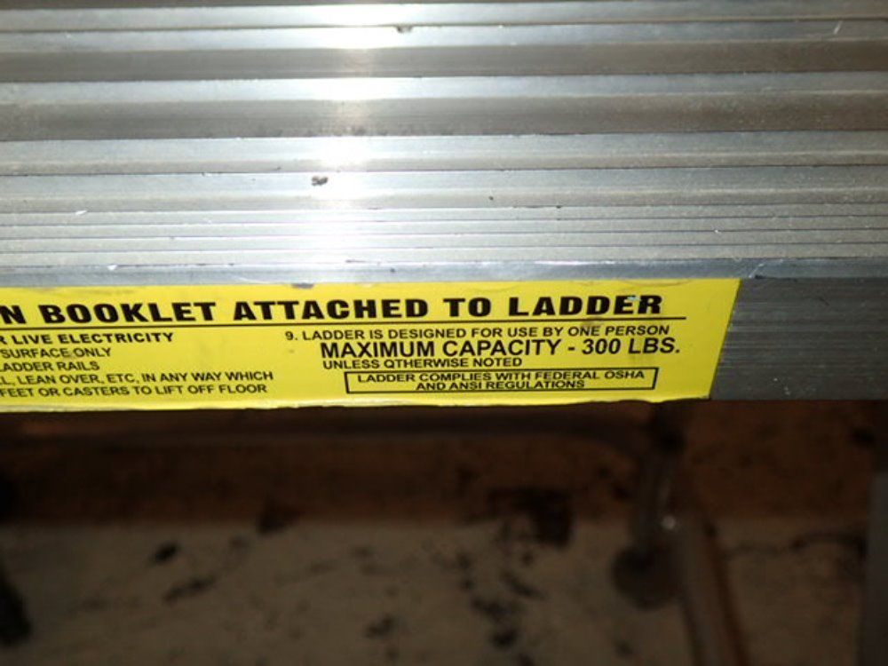 Ballymoore Aluminum Portable Step Ladder