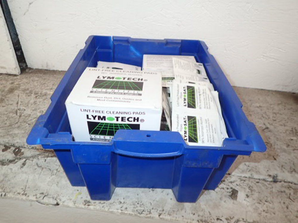 Lym Tech Lint Free Cleaning Pads