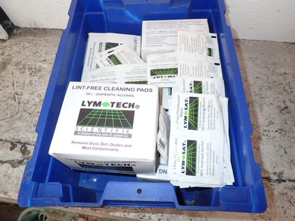 Lym Tech Lint Free Cleaning Pads