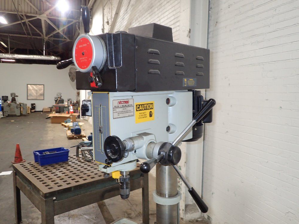 Vectrax Milling/drilling Machine