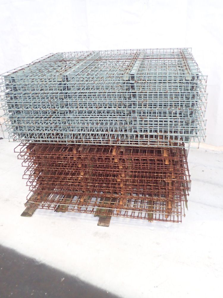 169.99 38''x52'' Wire Decking