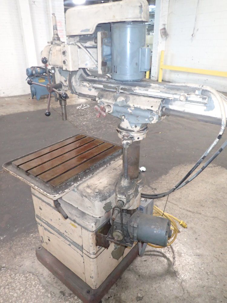 Walker Turner Radial Drill