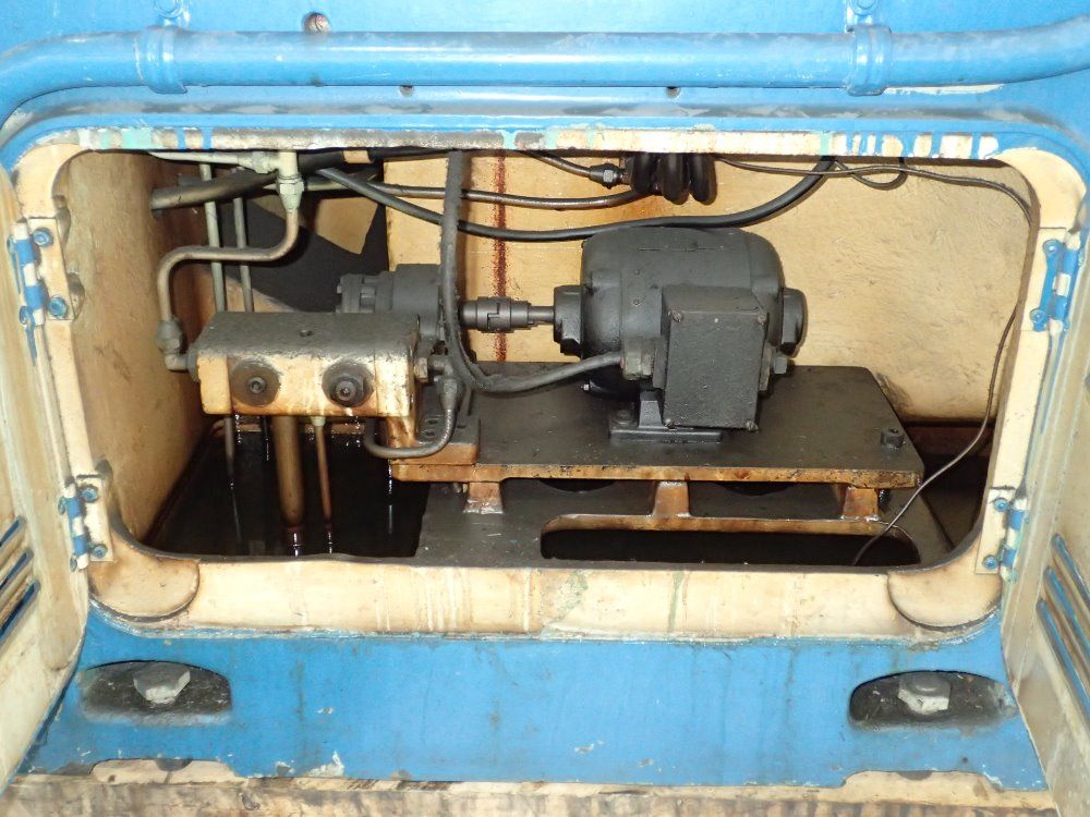 Landis Tool Centerless Grinder