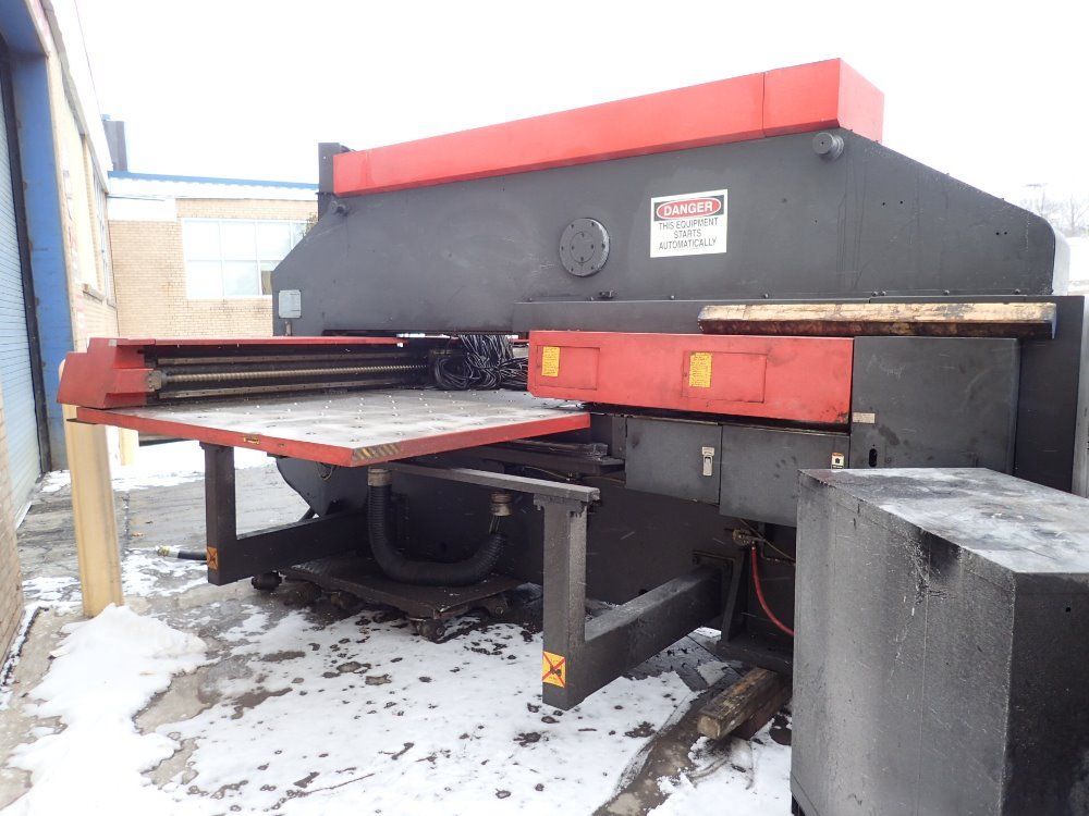 Amada 30 Ton Cnc Turret Punch Press - Vp 305072