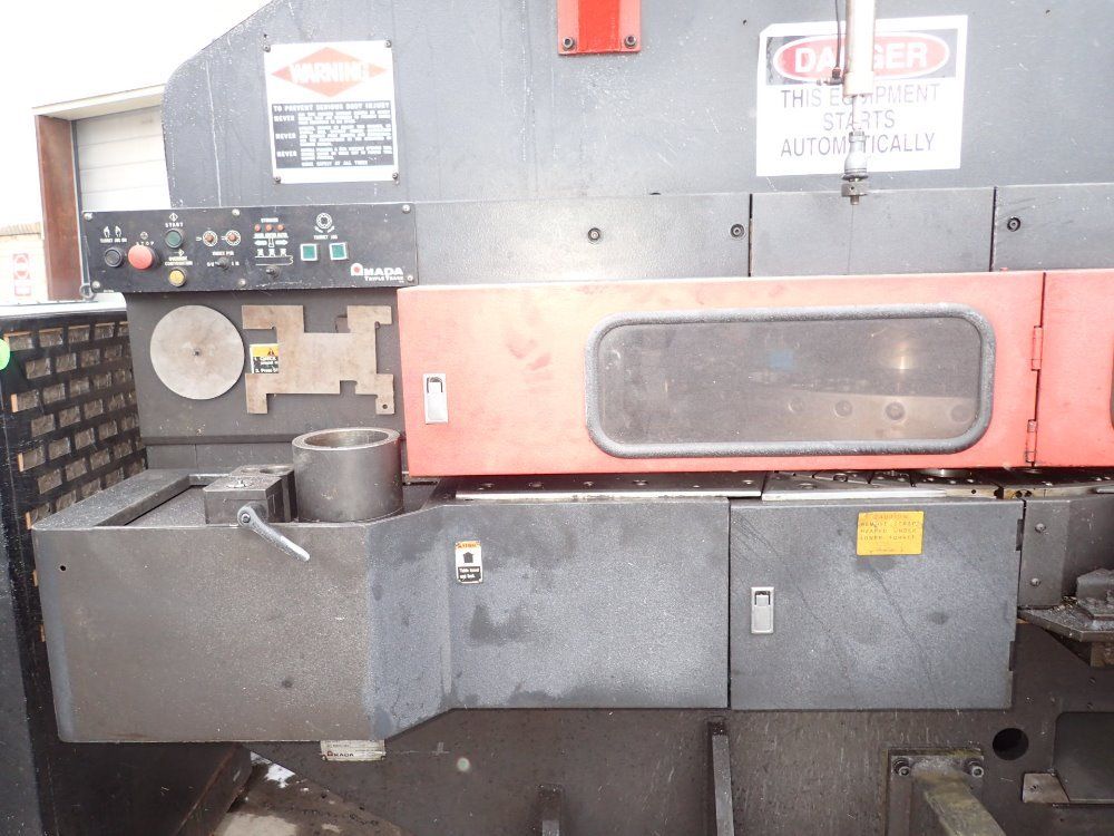 Amada 30 Ton Cnc Turret Punch Press - Vp 305072