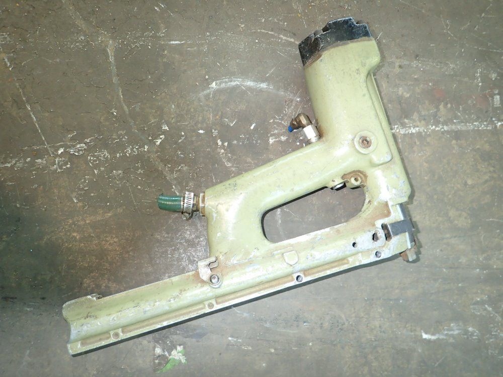 Spotnails Pneumatic Staplegun