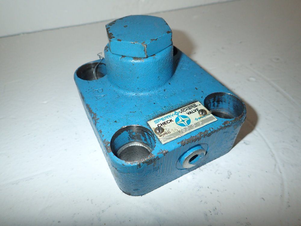 Sperry Vickers Valve