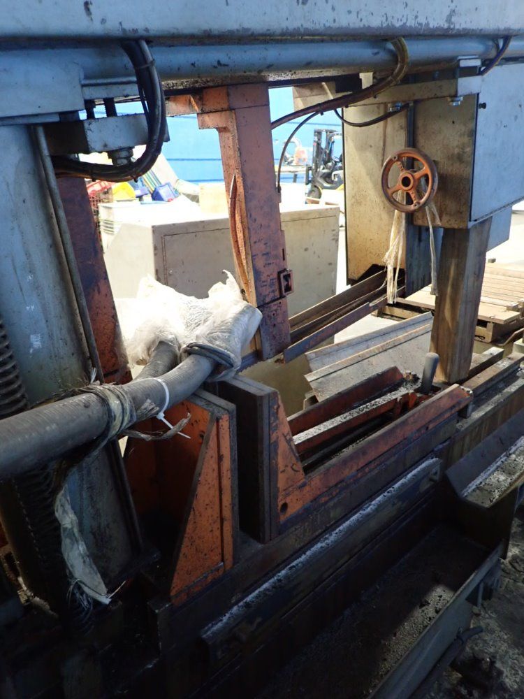 H E & M Saw Horizontal Bandsaw
