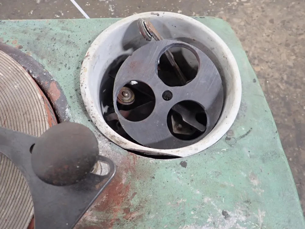 Lapmaster International Lapping Machine