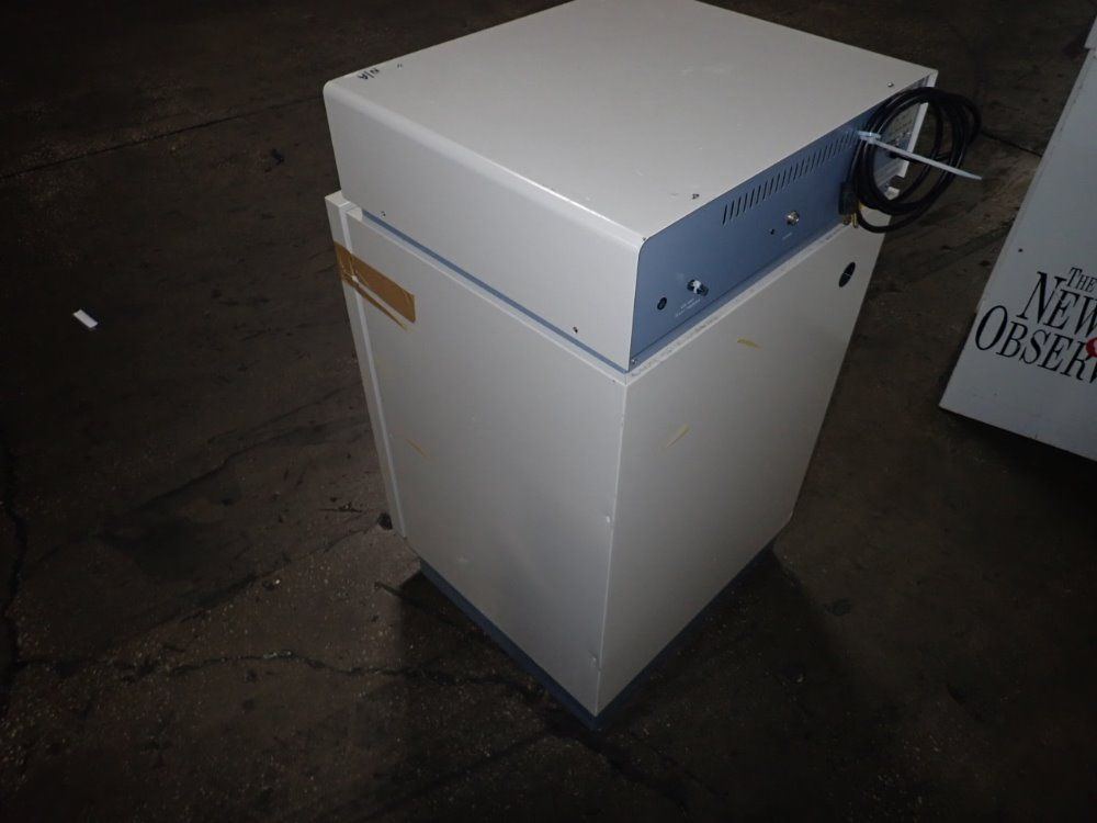 Forma Scientific Water Jacketed Co2 Incubator