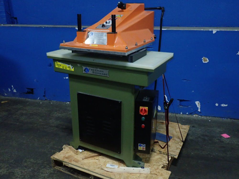 Freeman Schwabe Clicker Press - Fs-25