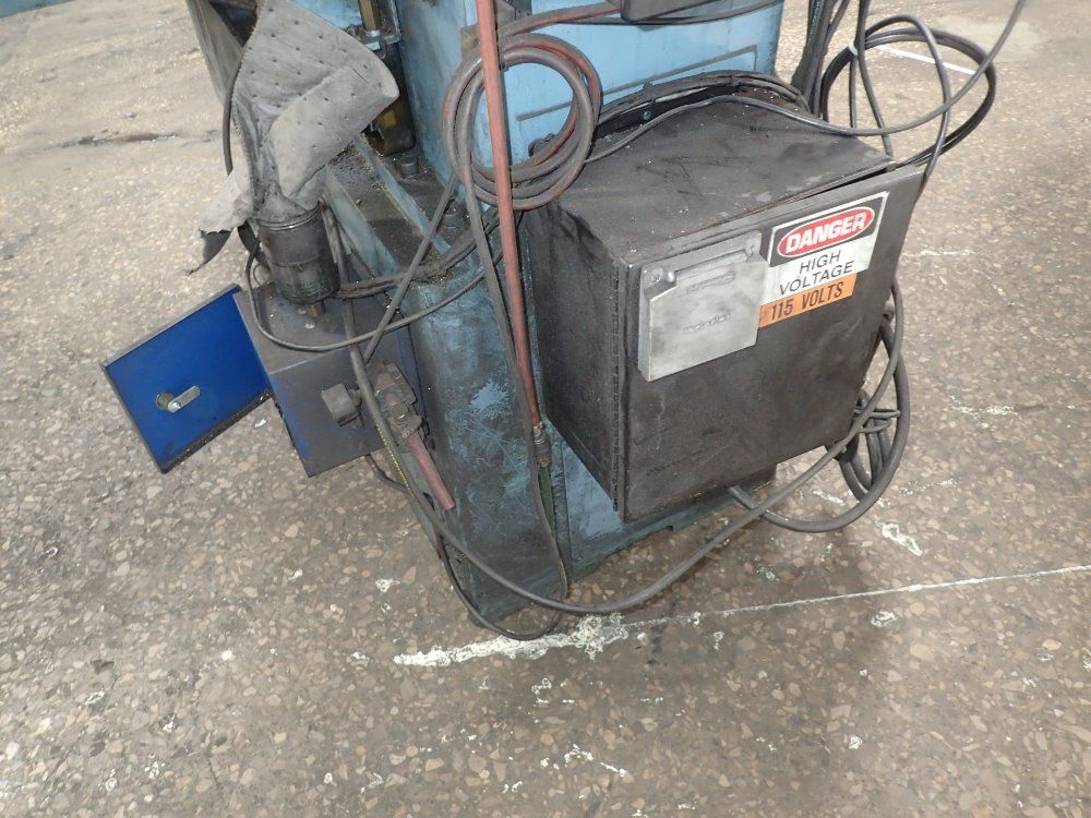 South Western Cnc Vertical Mill