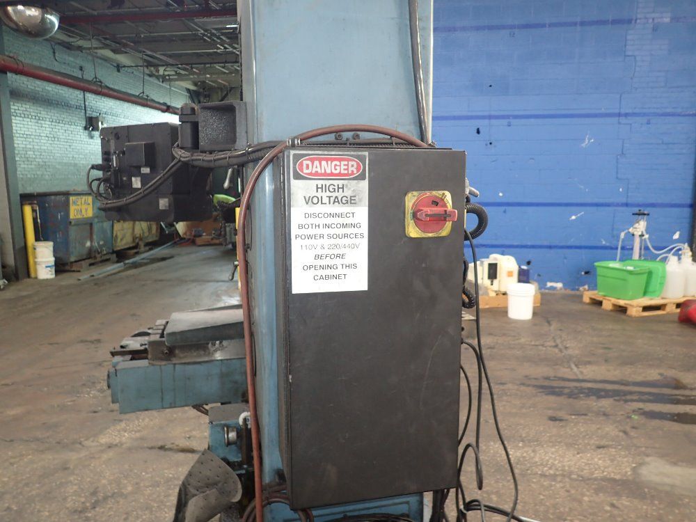 South Western Cnc Vertical Mill