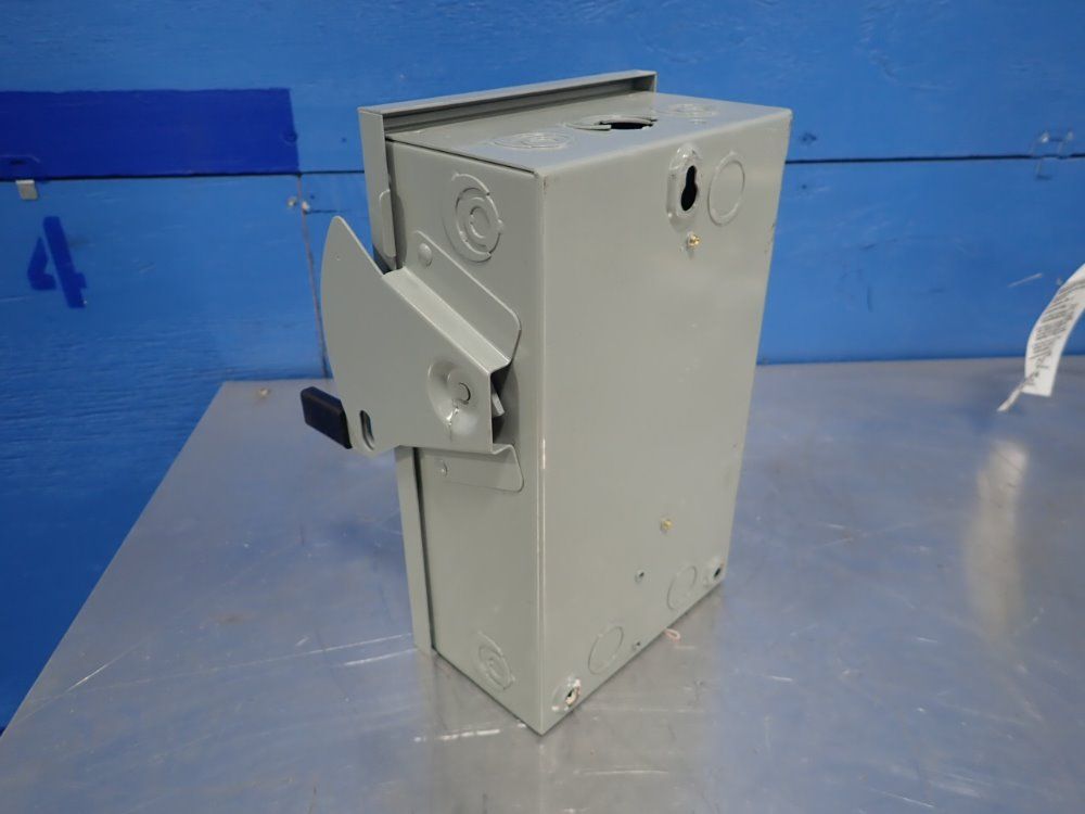 Eaton / Cutler Hammer Non-fusible Disconnect