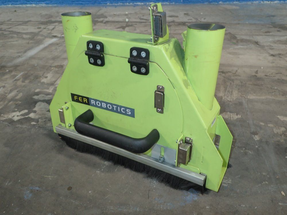 Fer Robotics Vacuum Attachment