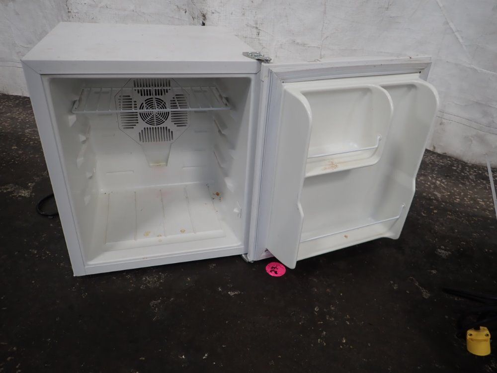 Koolatron Refrigerator