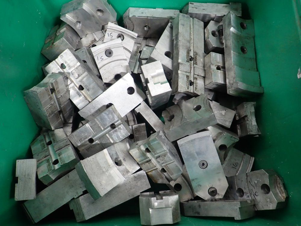 Aluminum Hardware