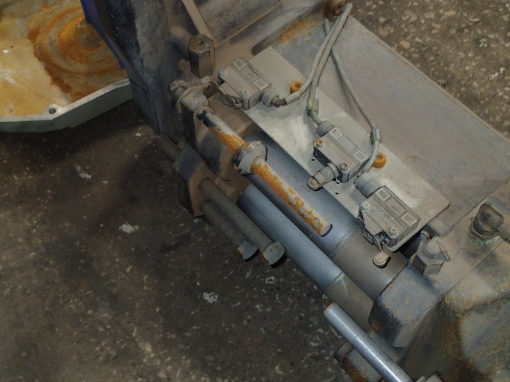 Selfeeder Drill Unit