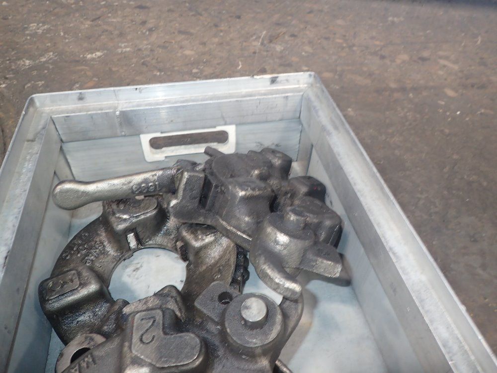 Snap-o-matic Pipe Thread Dies