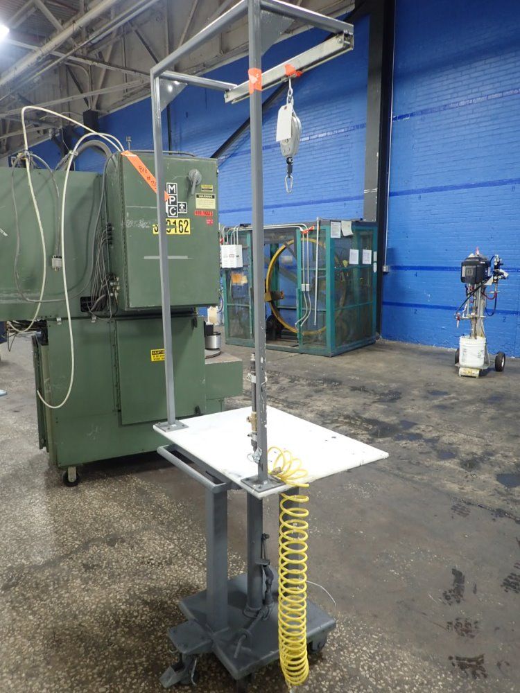 Coilhose Portable Lift Workstation W/ Balancer