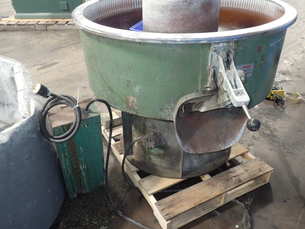 Sweco Vibratory Finsher