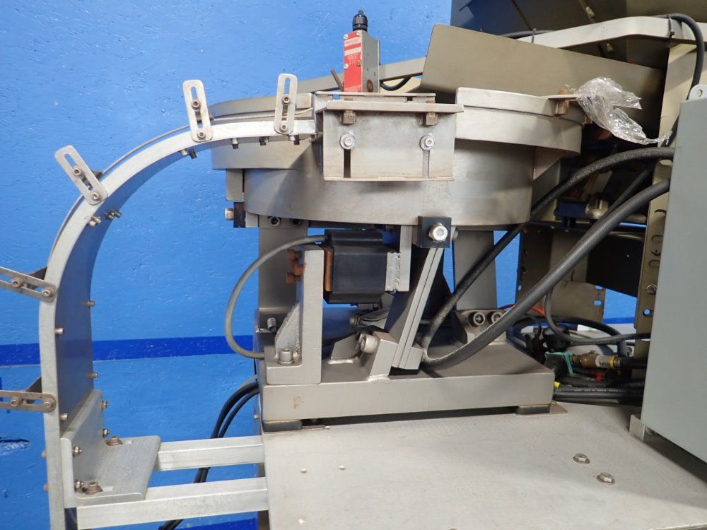 Sure Kap Capper W/ Feeder