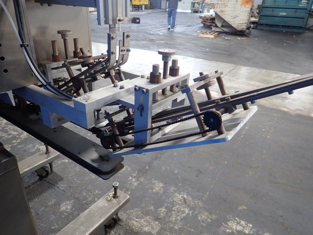 Sure Kap Capper W/ Feeder