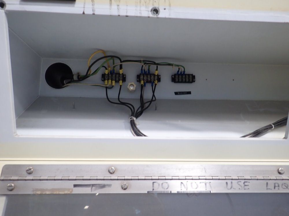 Air Control Fume Hood