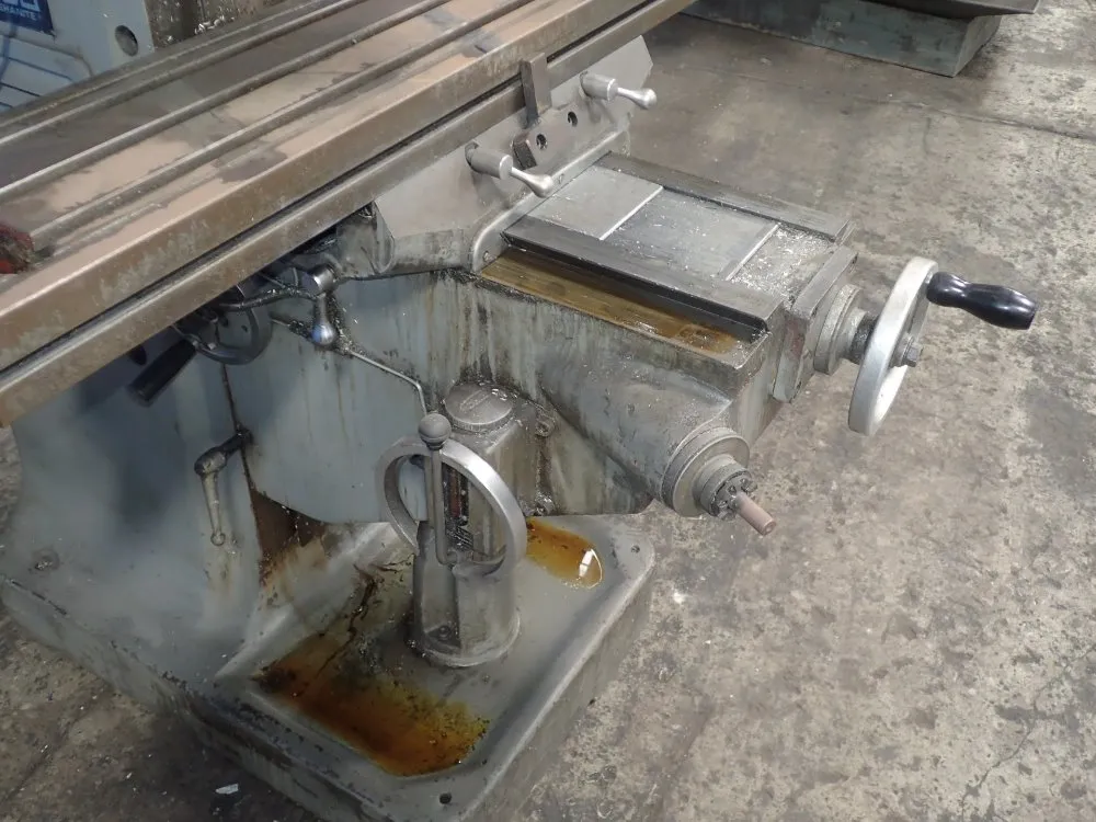 Supermax/yeong Chin Vertical Mill