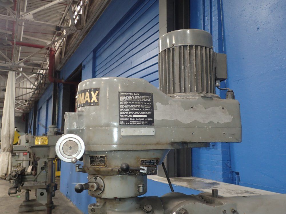 Supermax/yeong Chin Vertical Mill