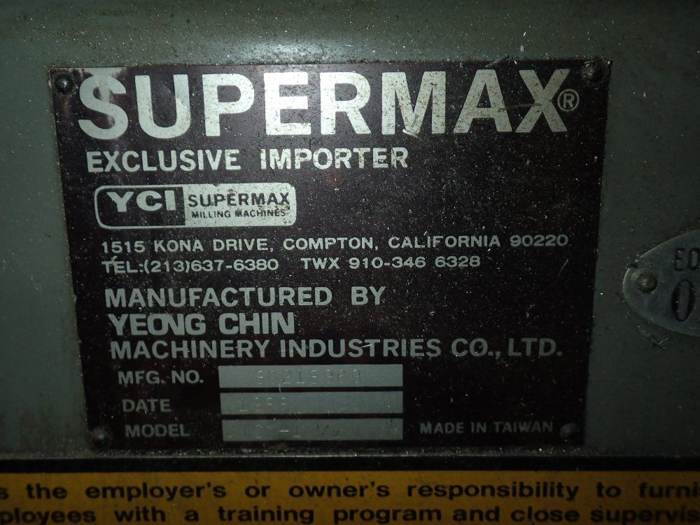 Supermax/yeong Chin Vertical Mill