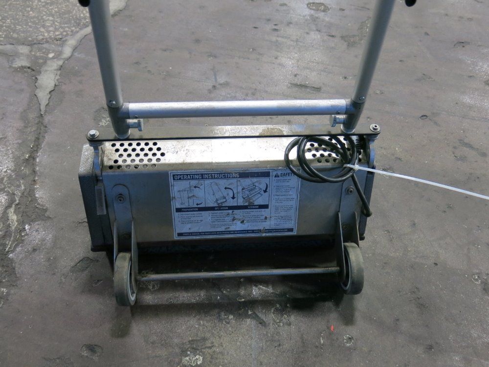 Whittaker Carpet Scubber