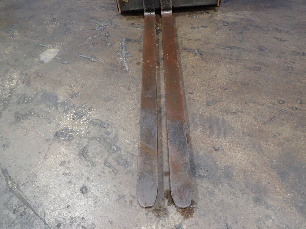 Prime Mover 4000# Electric Forklift