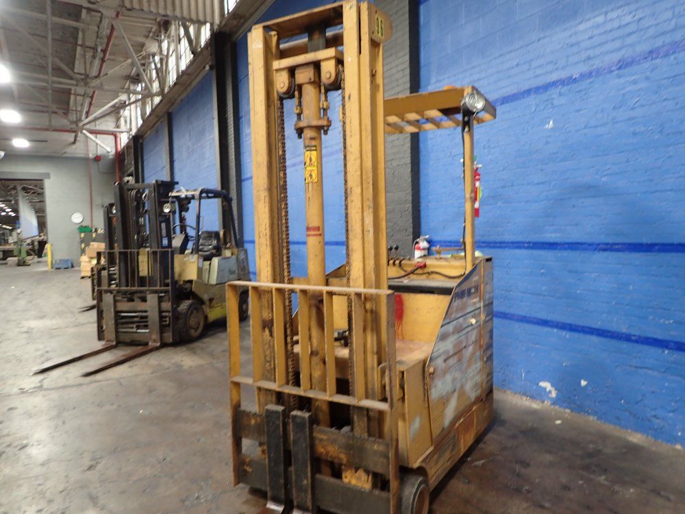 Prime Mover 4000# Electric Forklift