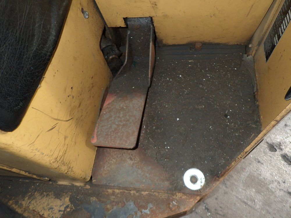 Prime Mover 4000# Electric Forklift