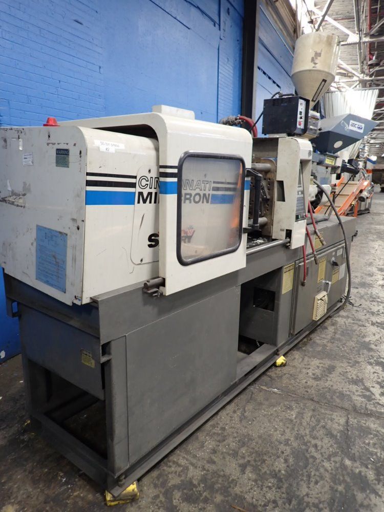 Cincinnati Milacron Injection Molder - Vst55-1.08