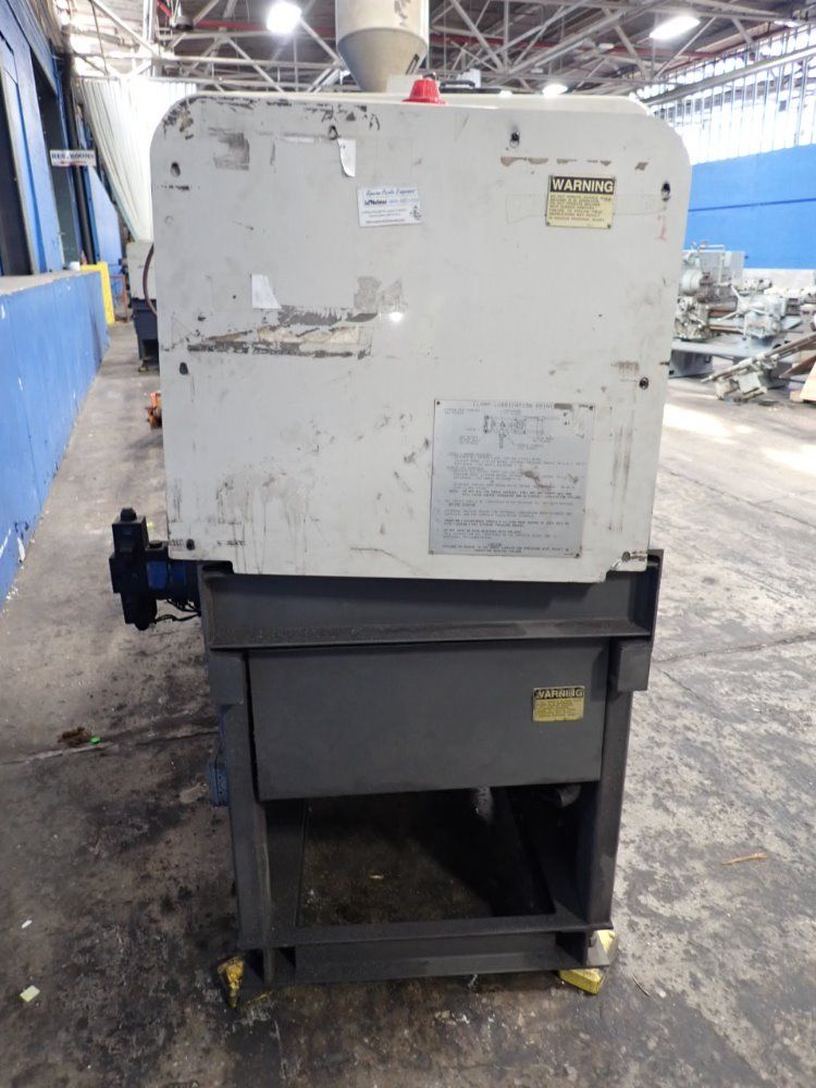 Cincinnati Milacron Injection Molder - Vst55-1.08