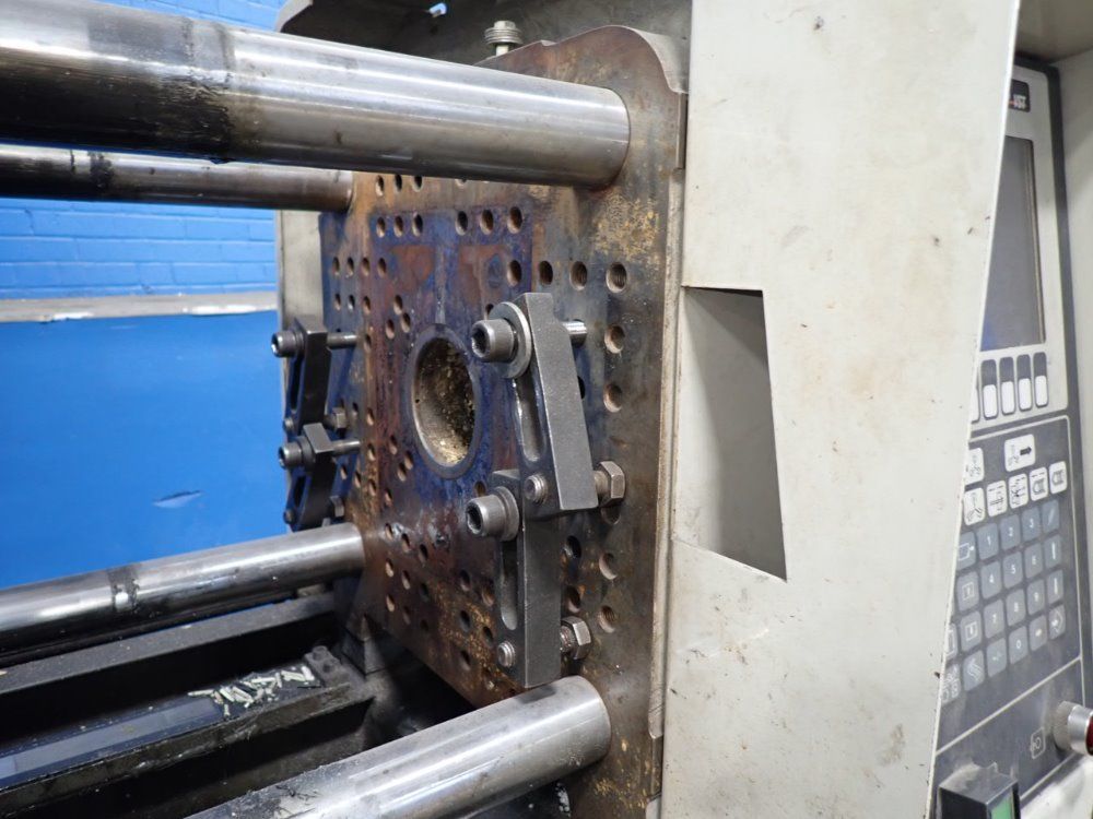 Cincinnati Milacron Injection Molder - Vst55-1.08