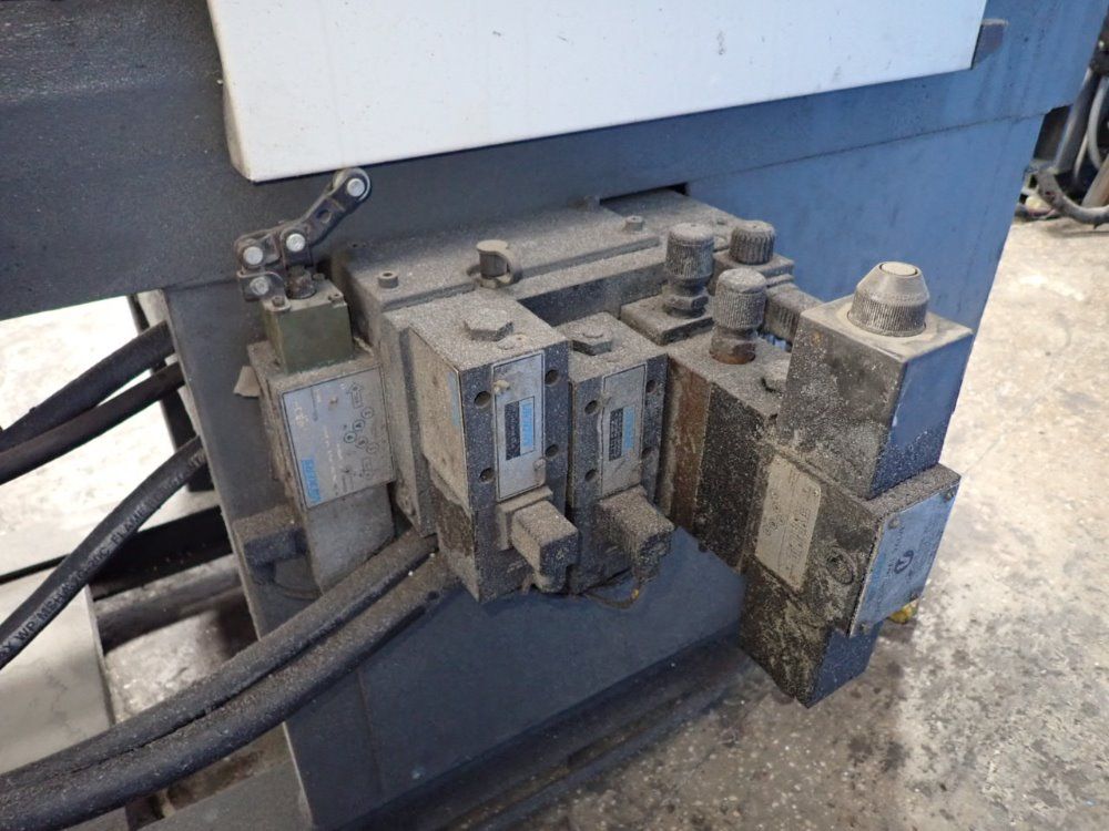 Cincinnati Milacron Injection Molder - Vst55-1.08