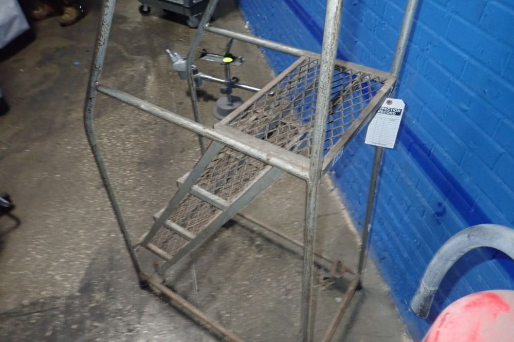 The Patent Scaffolding Portable Step Ladder