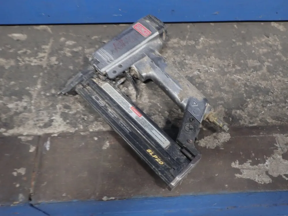 Senco Staple Gun
