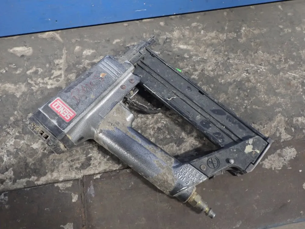 Senco Staple Gun