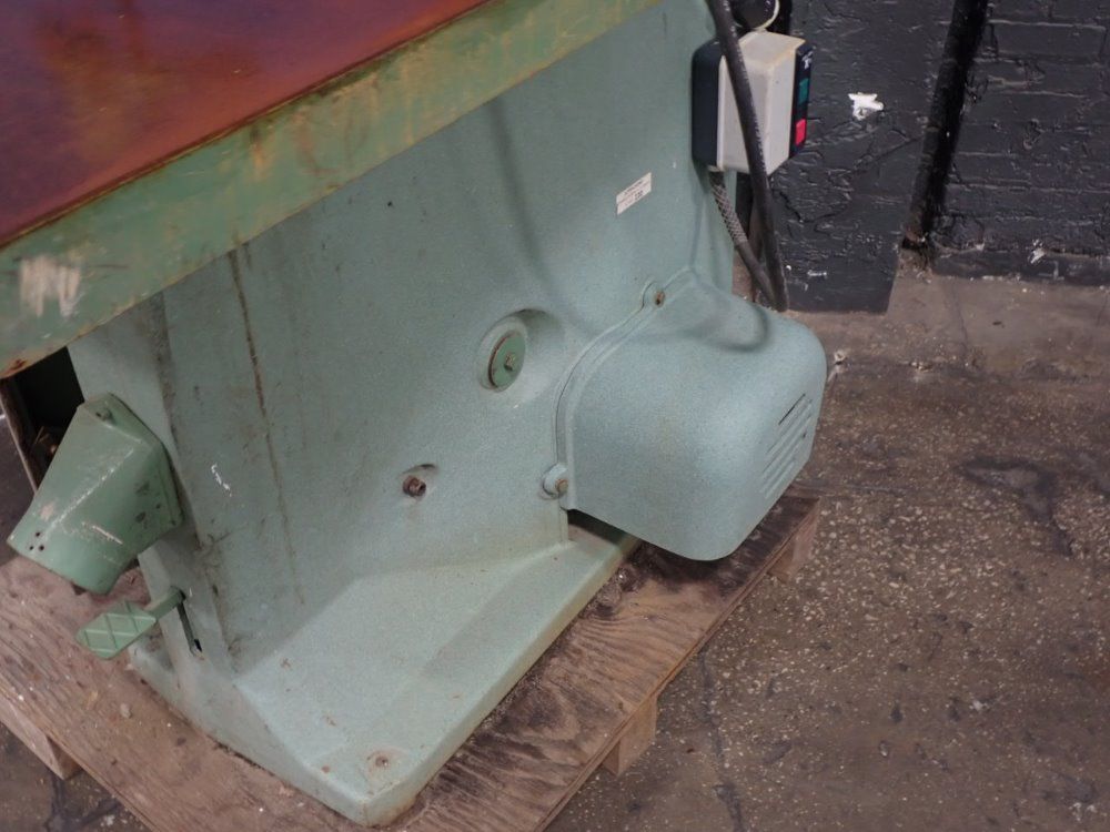 Sentaro Vertical Bandsaw