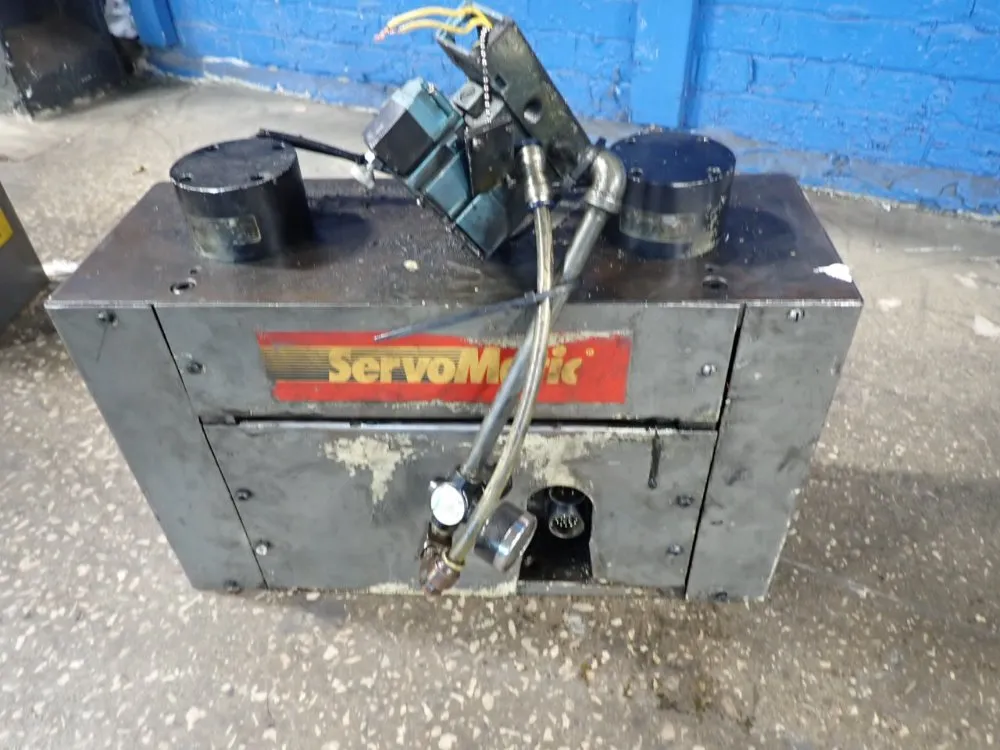 Servomatic Fixture W/ Servo Motor