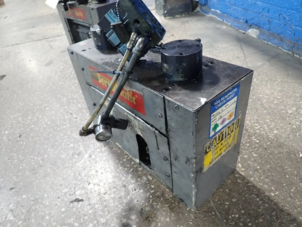 Servomatic Fixture W/ Servo Motor