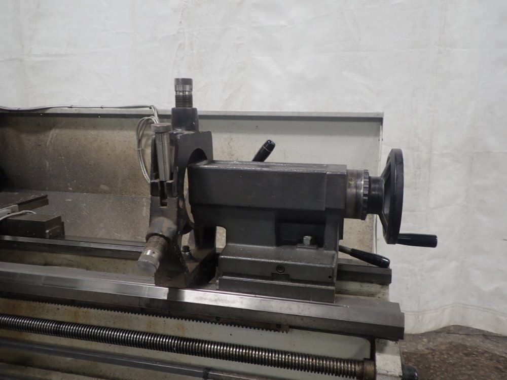 Clausing Colchester 16"/22" X 52" Gap Bed Lathe