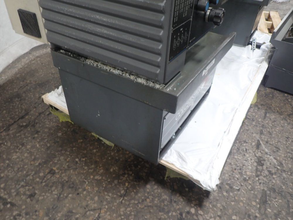 Clausing Colchester 16"/22" X 52" Gap Bed Lathe